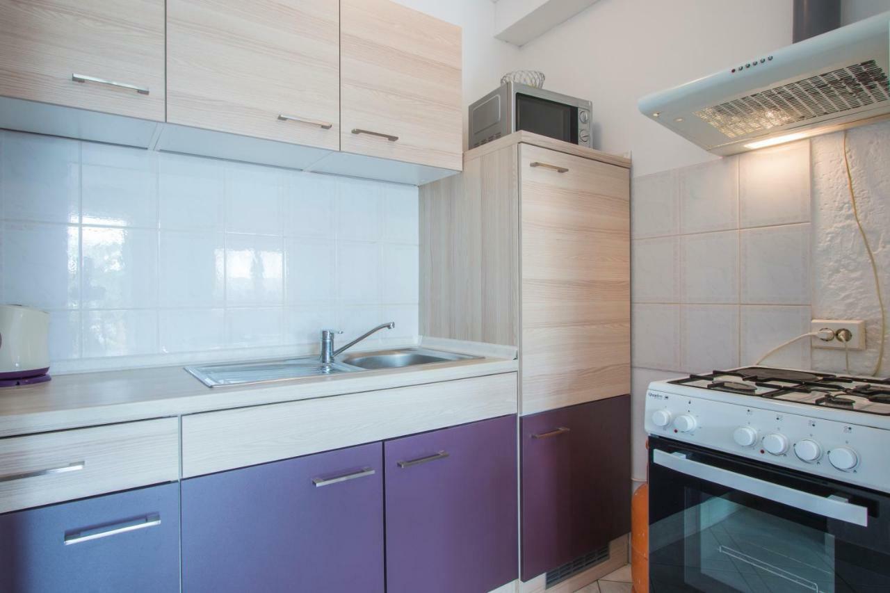 Apartman Studio Lägenhet Pula Exteriör bild